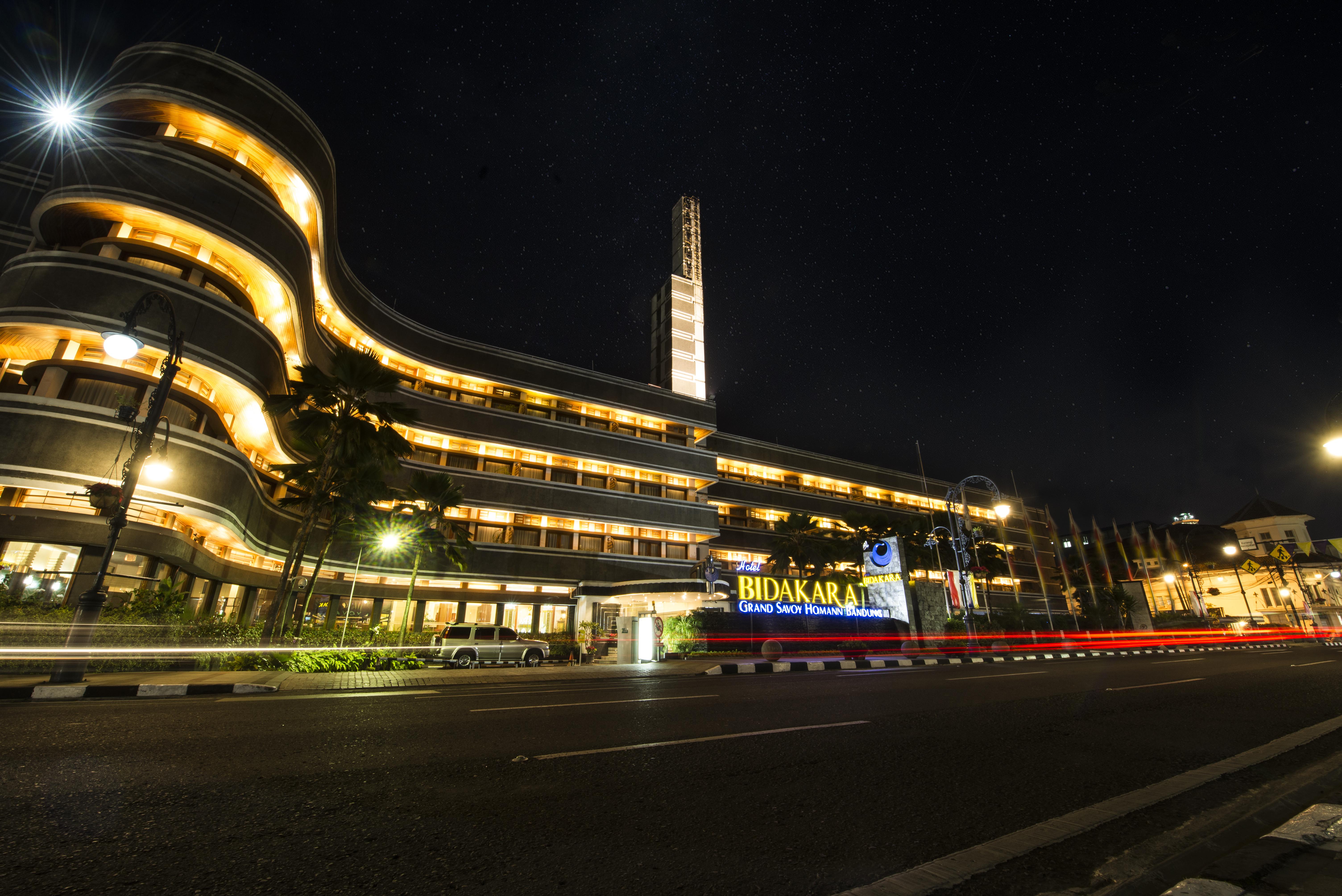 Hotel Savoy Homann Μπαντούνγκ Εξωτερικό φωτογραφία