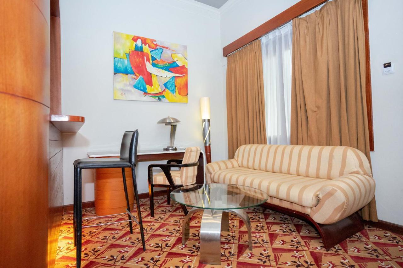 Hotel Savoy Homann Μπαντούνγκ Εξωτερικό φωτογραφία