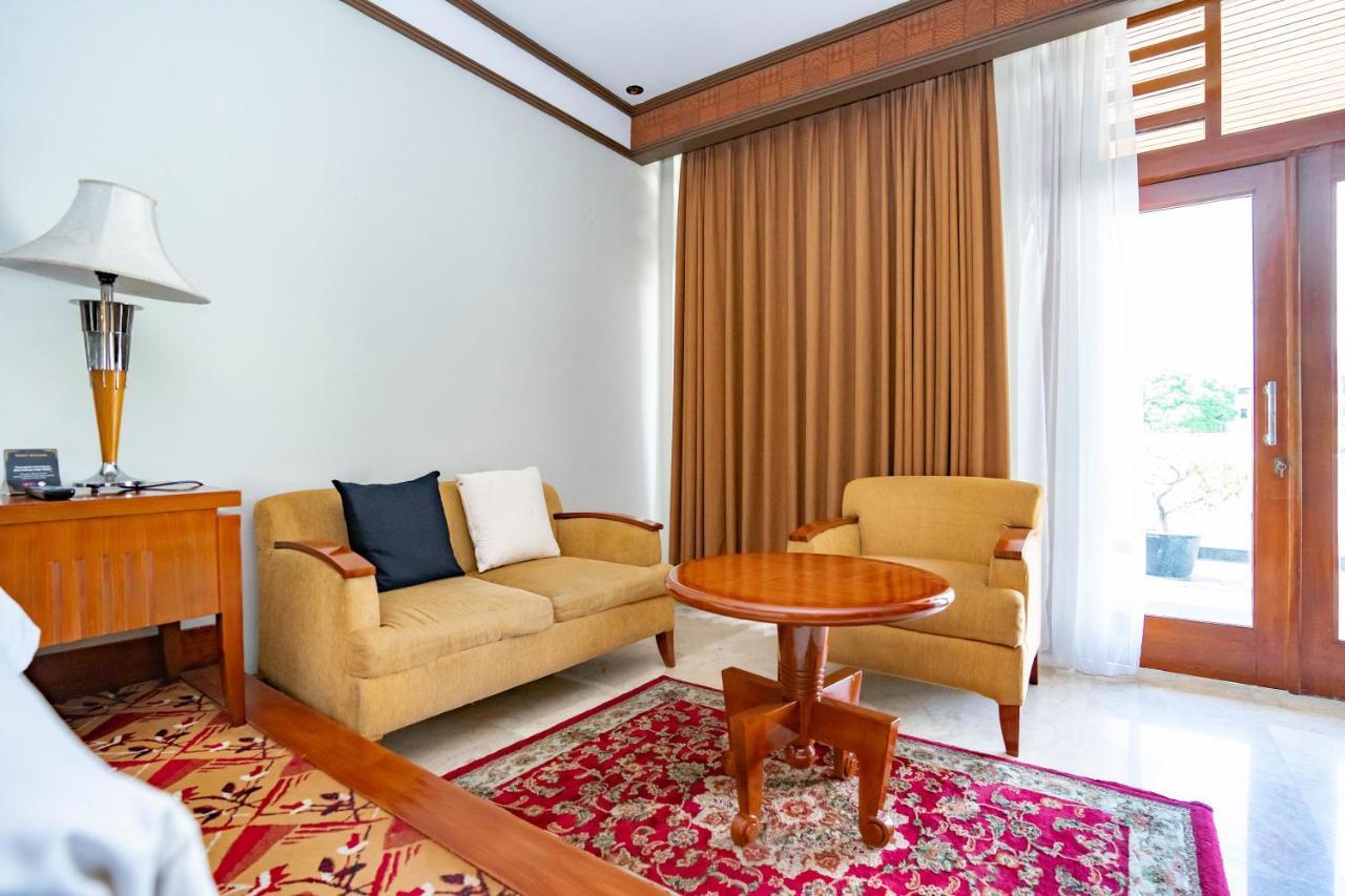 Hotel Savoy Homann Μπαντούνγκ Εξωτερικό φωτογραφία