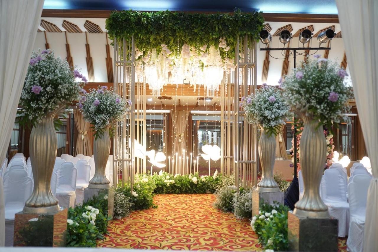 Hotel Savoy Homann Μπαντούνγκ Εξωτερικό φωτογραφία