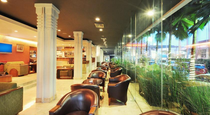 Hotel Savoy Homann Μπαντούνγκ Εξωτερικό φωτογραφία