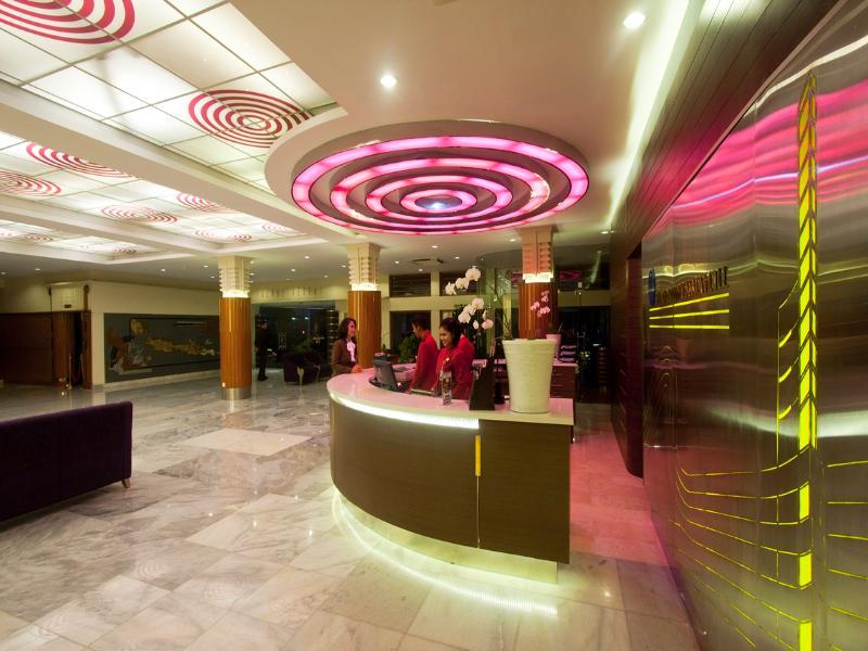 Hotel Savoy Homann Μπαντούνγκ Εξωτερικό φωτογραφία