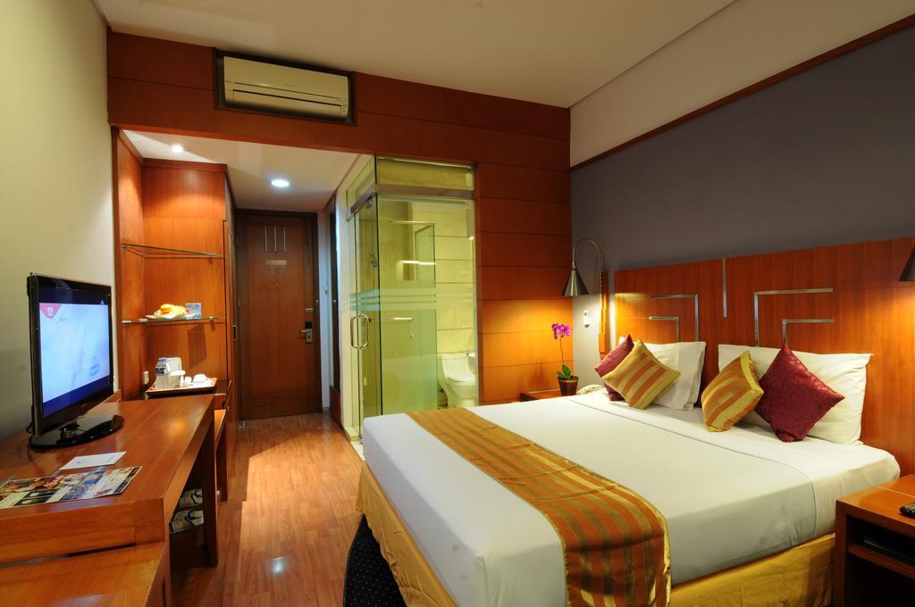 Hotel Savoy Homann Μπαντούνγκ Εξωτερικό φωτογραφία