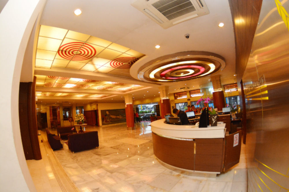 Hotel Savoy Homann Μπαντούνγκ Εξωτερικό φωτογραφία